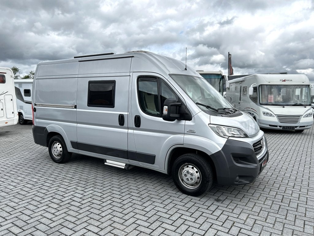 Fiat Clever Tour 540 2016/Euro-5/Airco/5.4M/29.000km/131pk!, Caravans en Kamperen, Overige merken, Buscamper of Camperbus, Fiat