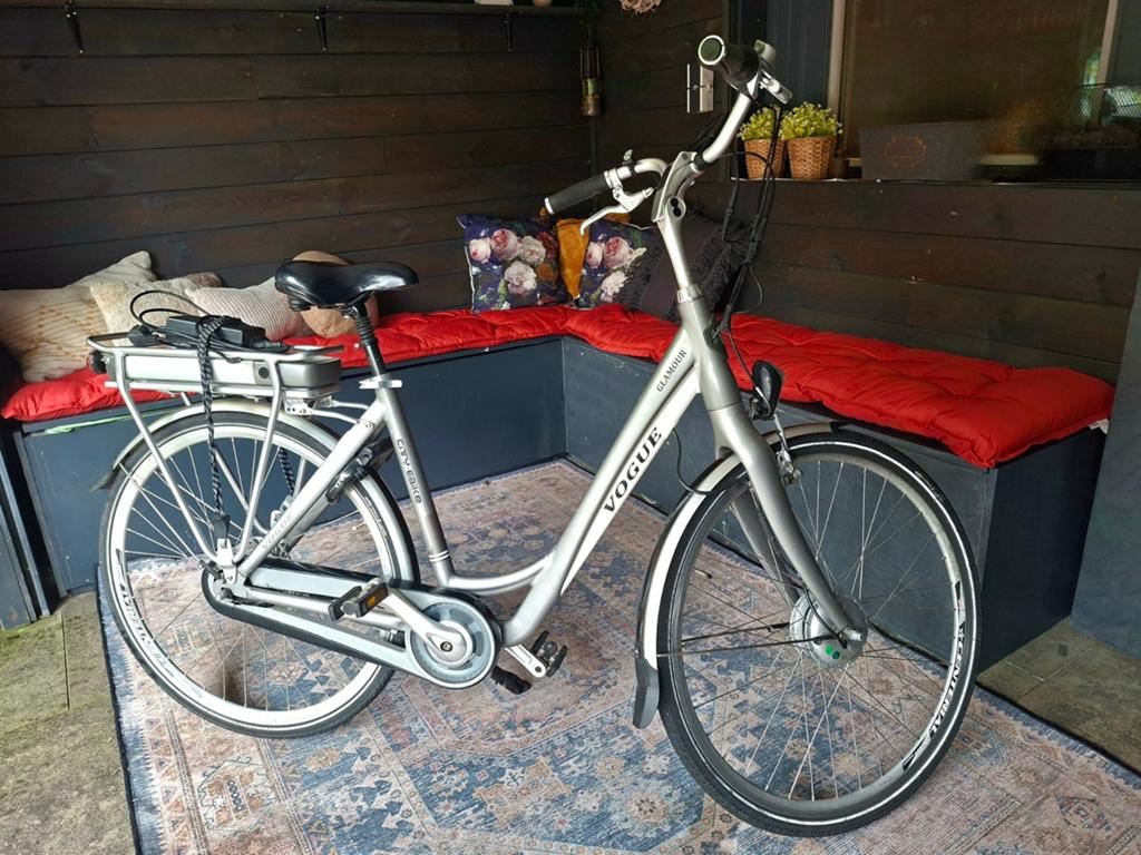 Vogue E-bike Damesfiets - zeeer goed onderhouden, Ophalen, Gebruikt, Overige merken