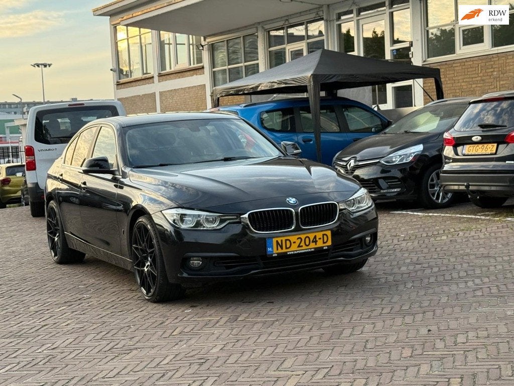 BMW 3-serie 330e Executive iPerformance B48 BTW|Cruise|Onder, Auto's, Automaat, 1998 cc, Achterwielaandrijving, Gebruikt