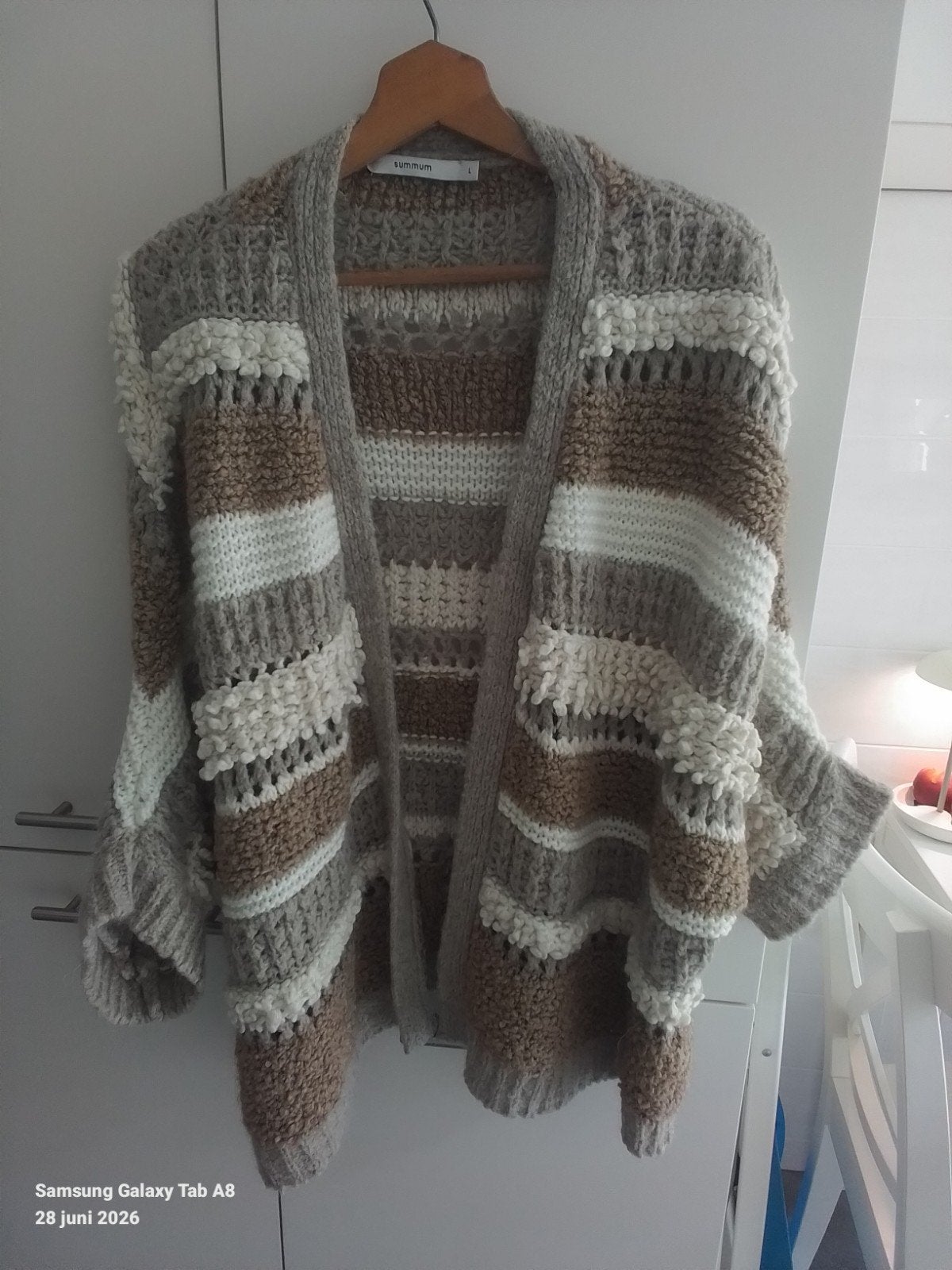 Prachtig gebreid vest merk SUMMUM, Kleding | Dames, Truien en Vesten, Ophalen of Verzenden, Zo goed als nieuw, Maat 38/40 (M)