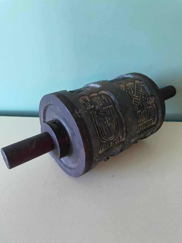 Industriële metalen speculaasroller | genummerd | 1900-1950, Antiek en Kunst, Ophalen of Verzenden