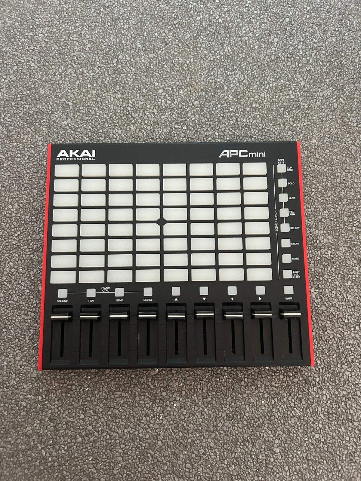 Akai apc mini, Muziek en Instrumenten, Midi-apparatuur, Ophalen of Verzenden, Zo goed als nieuw