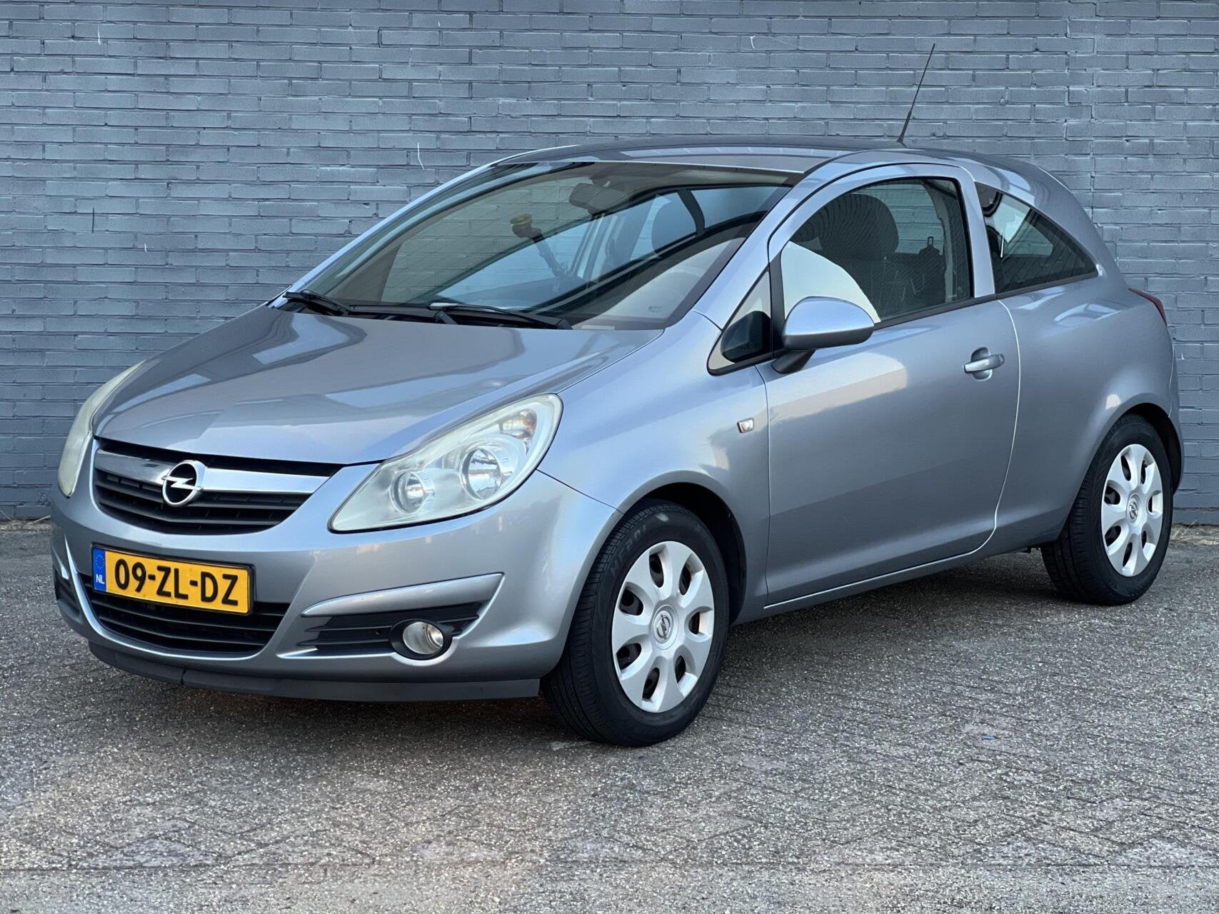Opel Corsa 1.2-16V Nieuwe Apk, Voorwielaandrijving, 450 kg, 1229 cc, Origineel Nederlands