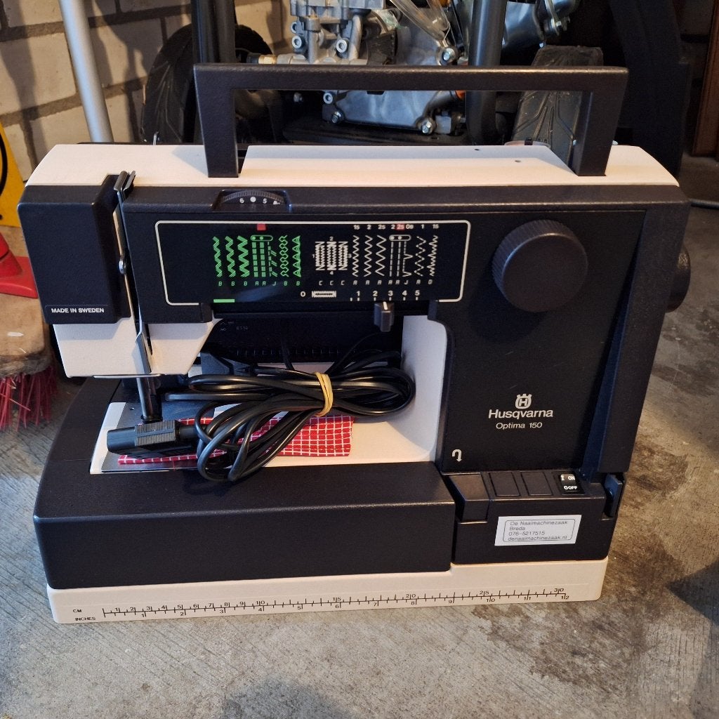 Naaimachine Husqvarna Optima 150, Hobby en Vrije tijd, Ophalen of Verzenden, Gebruikt, Naaimachine, Husqvarna