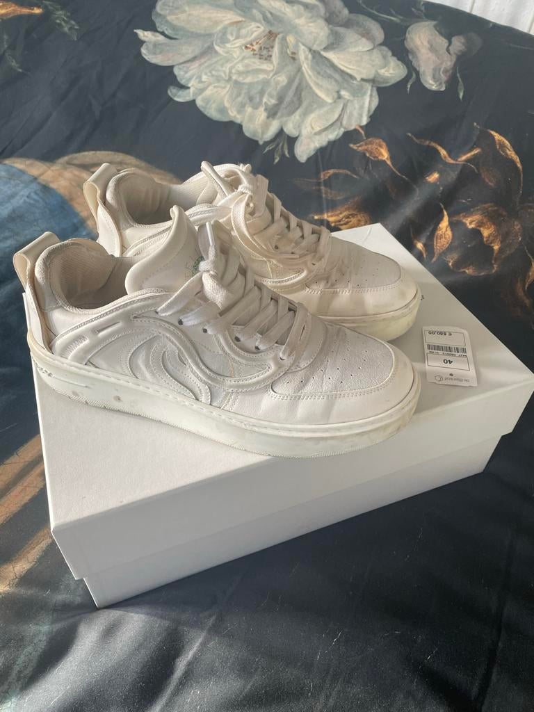 Stella McCartney  sneakers maat 40, Kleding | Dames, Schoenen, Ophalen of Verzenden, Gedragen, Wit, Sneakers of Gympen