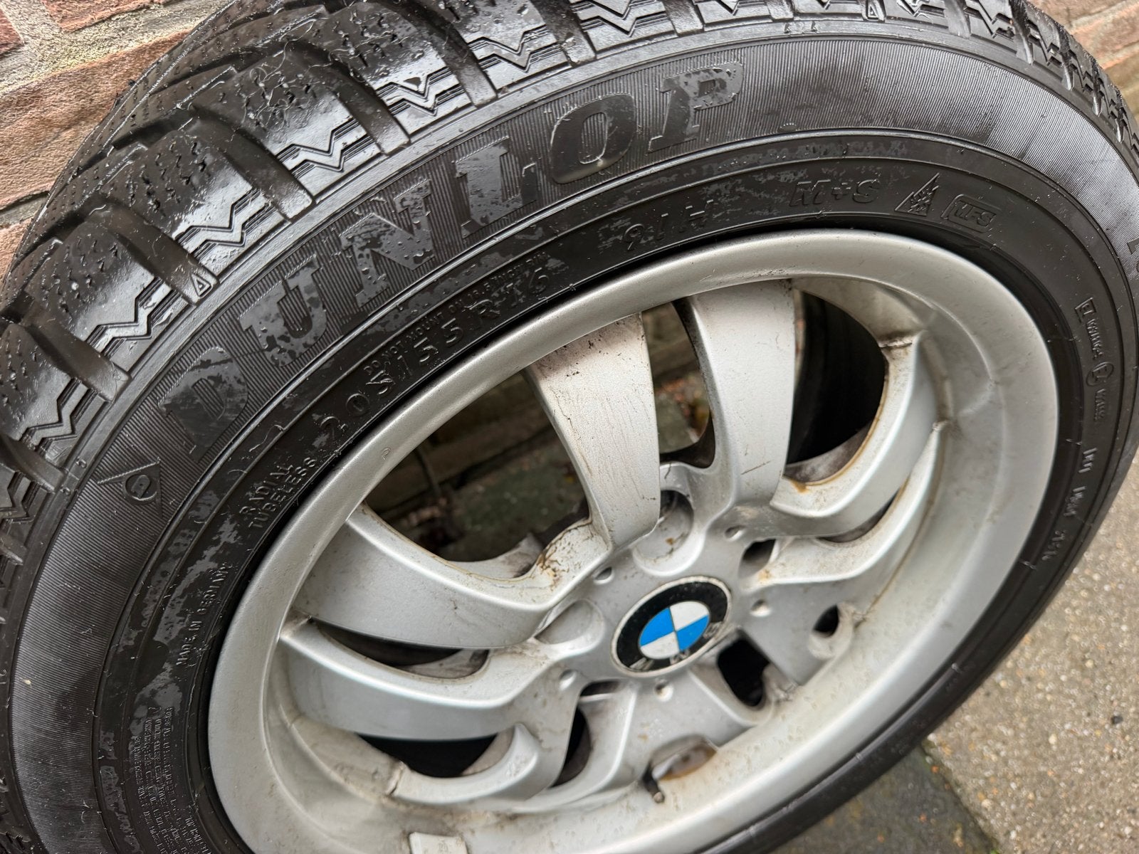 BMW Winterbanden met velgen - Dunlop 205/55R16, Ophalen, Gebruikt