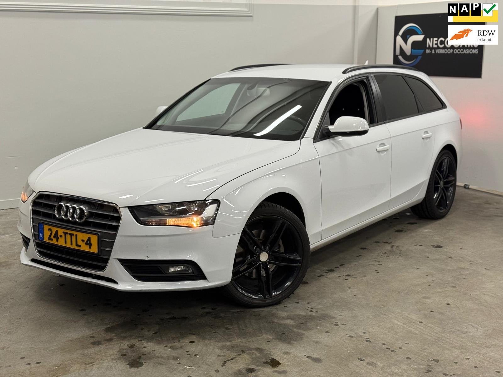 Audi A4 Avant 1.8 TFSI Pro Line Business / AUTOMAAT / NETTE, Gebruikt, 4 cilinders, 1505 kg, Wit