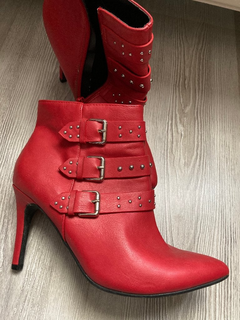 Rode enkellaarzen met hak, maat 39, Ophalen of Verzenden, Zo goed als nieuw, Schoenen met hoge hakken, Rood