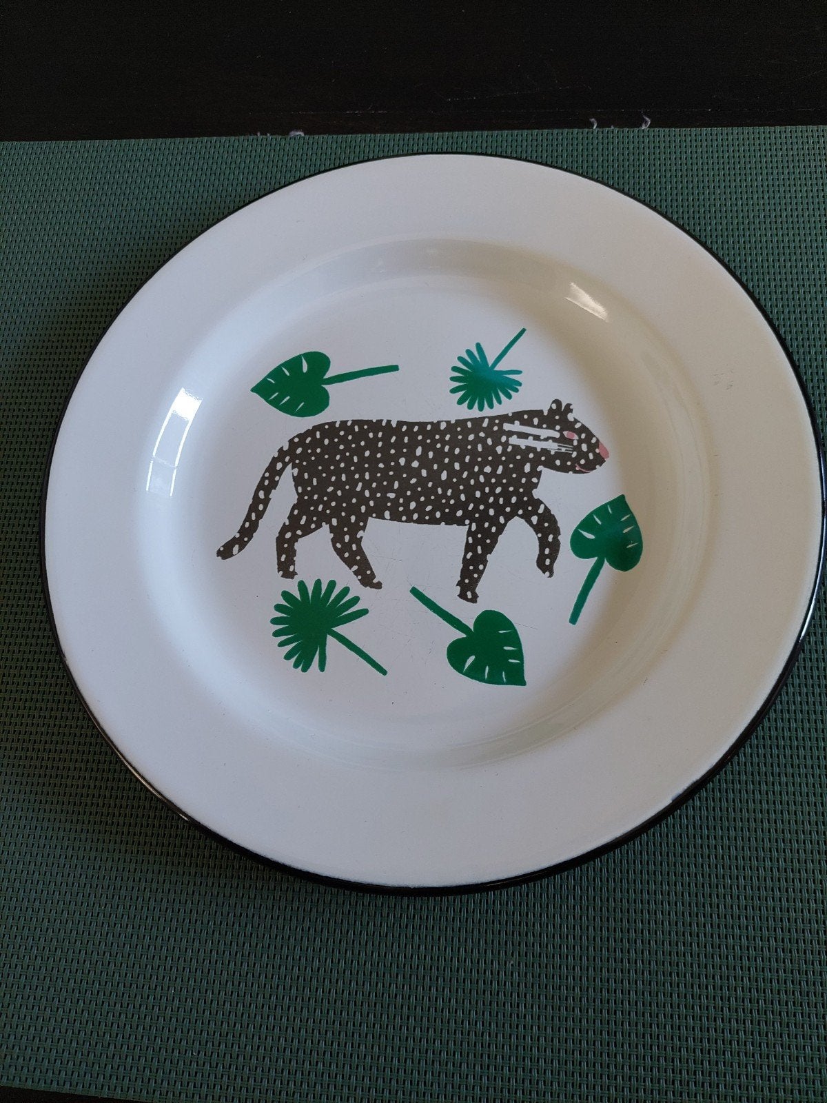 4 emaille bordjes met panterprint dinerbord, Ophalen of Verzenden, Zo goed als nieuw, Overige stijlen, Bord(en)