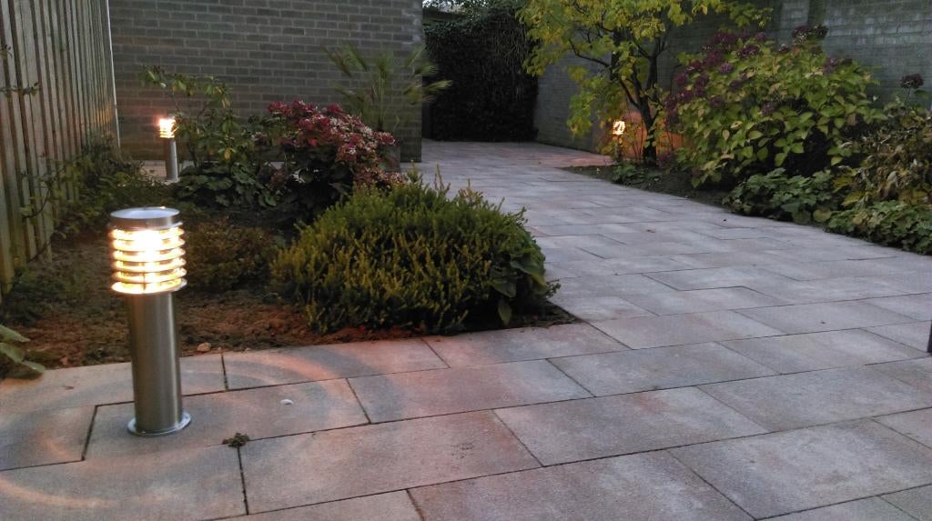 Terrastegels, Ophalen, Gebruikt, Minder dan 5 m², Beton