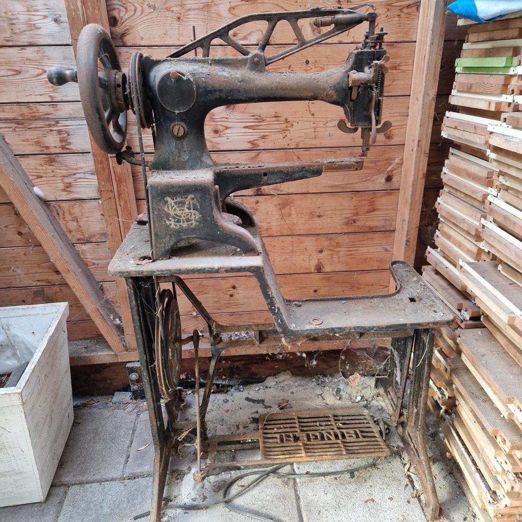 Antieke Singer naaimachine - decoratie/restauratie, Antiek en Kunst, Antiek | Naaimachines, Ophalen