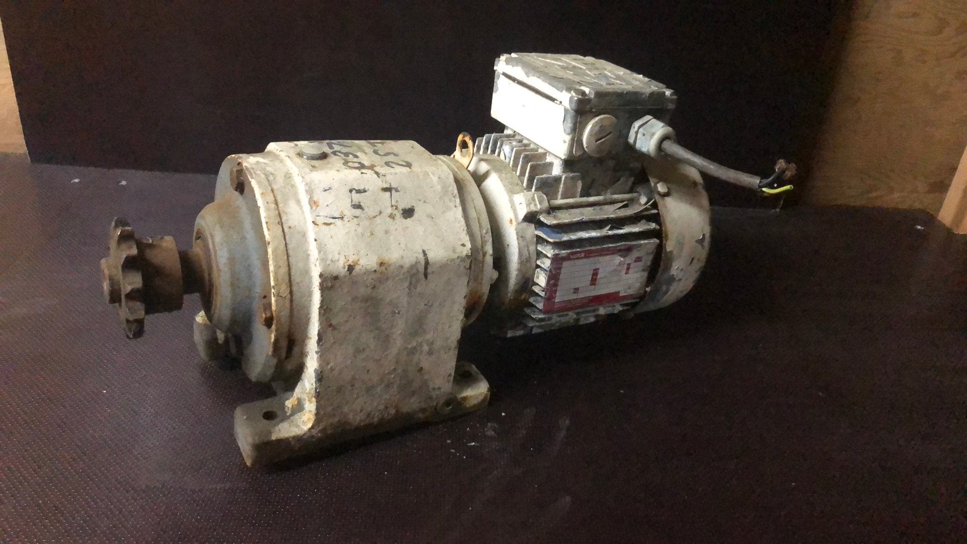 Elektromotor, Doe-het-zelf en Verbouw, Ophalen of Verzenden, Elektromotor, 1400 tot 1800 rpm