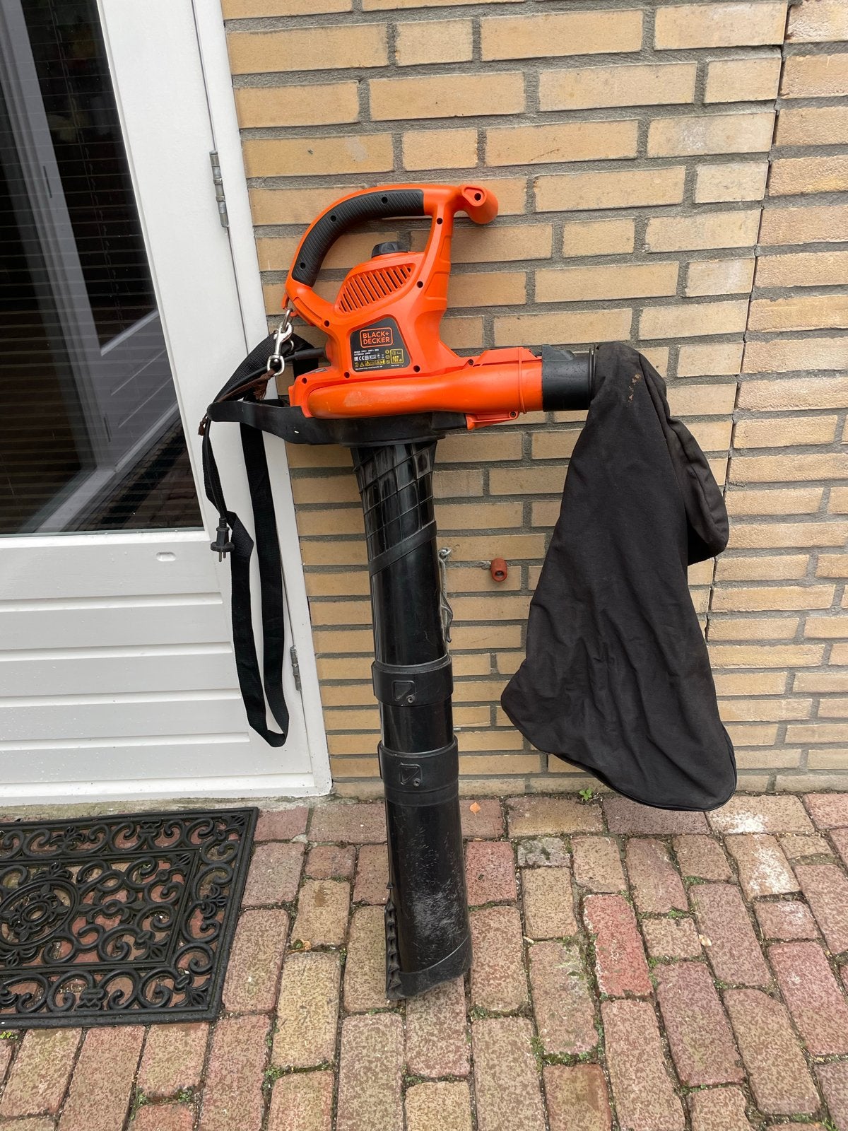 Black+Decker GW3030 Bladblazer/Bladzuiger 3000W, Ophalen, Gebruikt, Handgedragen, Met opvangzak