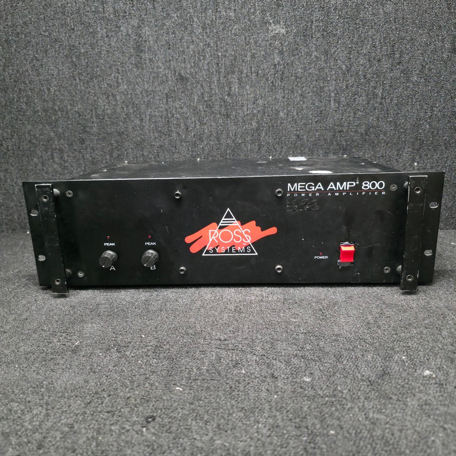 ROSS  mega amp 800 watt  versterker