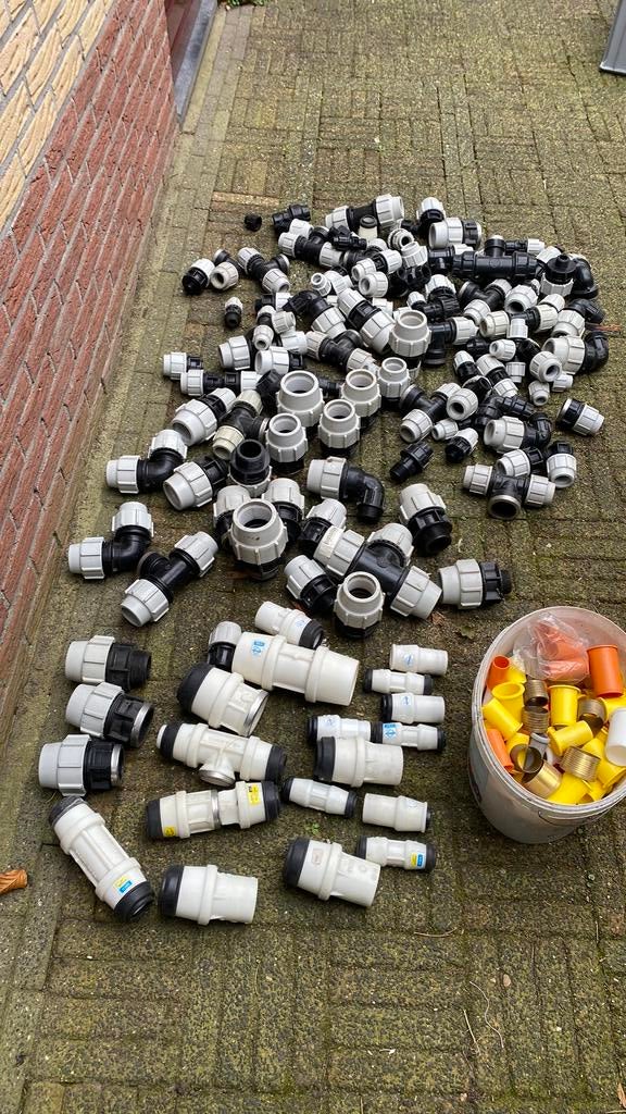 Tyleen koppelingen, Bochten, Zo goed als nieuw, Minder dan 2 meter, 20 tot 40 mm