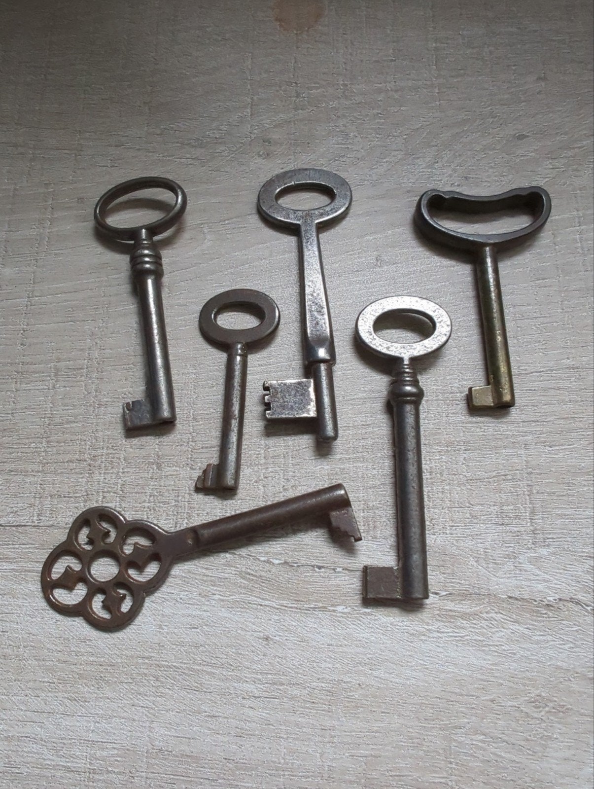 Oude sleutels, Ophalen