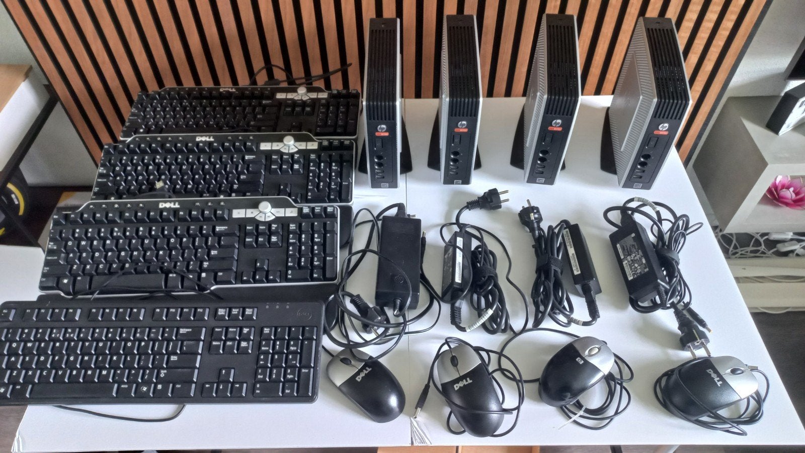 Complete partij IT-werkplekken, Ophalen, Zo goed als nieuw, Luchtkoeling