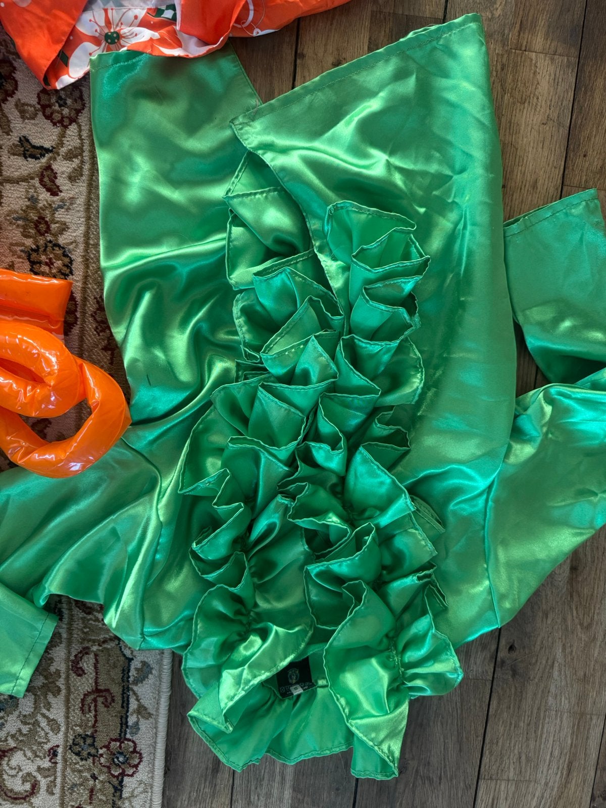 Groen, glanzend, Verkleedbloes, Ophalen of Verzenden, Gebruikt, Minder dan 5 m², Folie