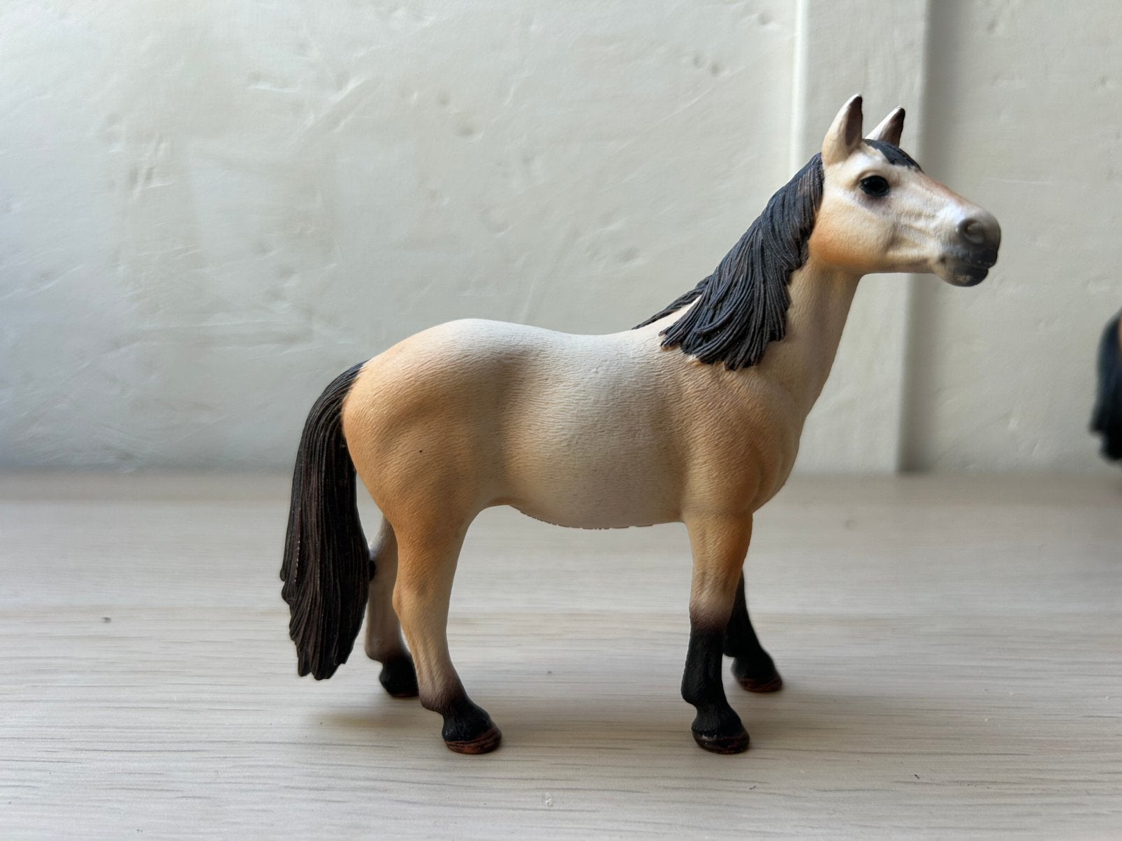 Schleich mustang merrie, Ophalen of Verzenden, Zo goed als nieuw, Paard, Beeldje of Figuurtje