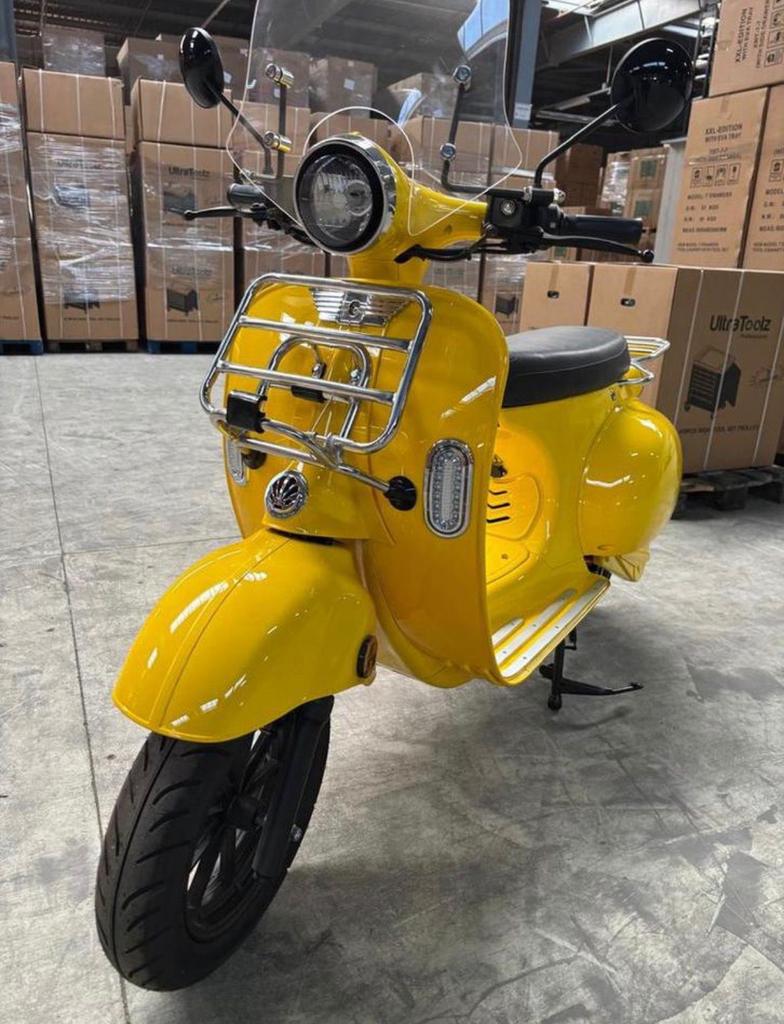 ‼️Nieuw‼️ Vespa Look EV Elektrische Scooter EV5000/3000/2000, Fietsen en Brommers, Scooters | Overige merken, Nieuw, Elektrisch
