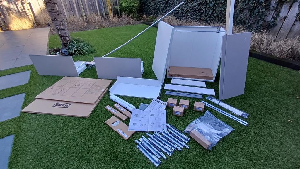 IKEA LADENKAST (HARVSTORP)+ 2 NIEUWE AANRECHTBLADEN., Ophalen, 100 tot 150 cm, Beige, Nieuw