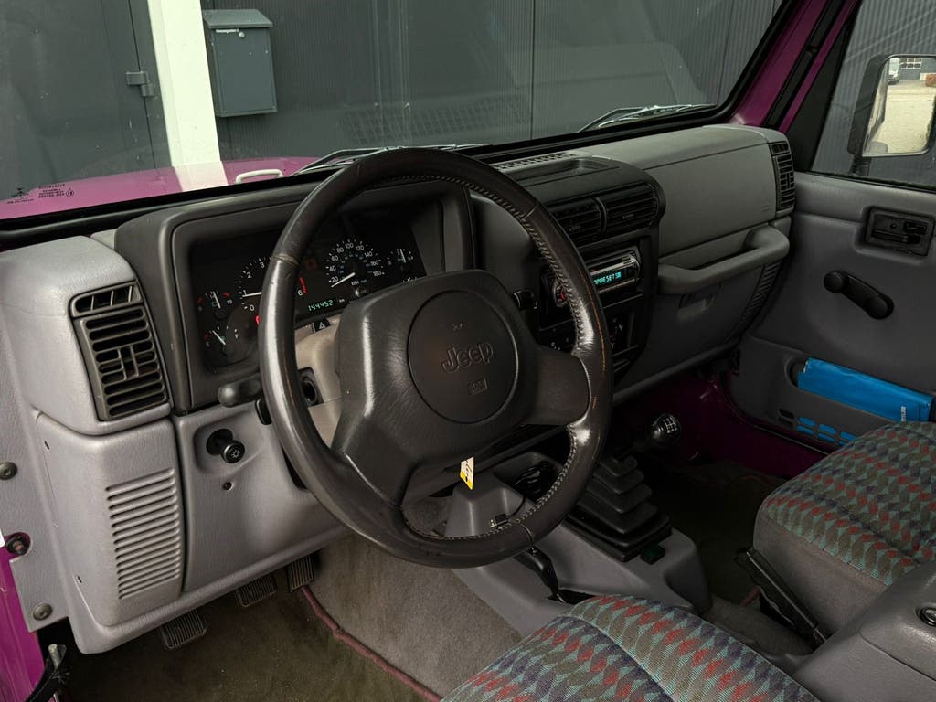 Jeep Wrangler 2.5i Softtop Cabrio Twister Uitvoering 90s Cla, foto 9