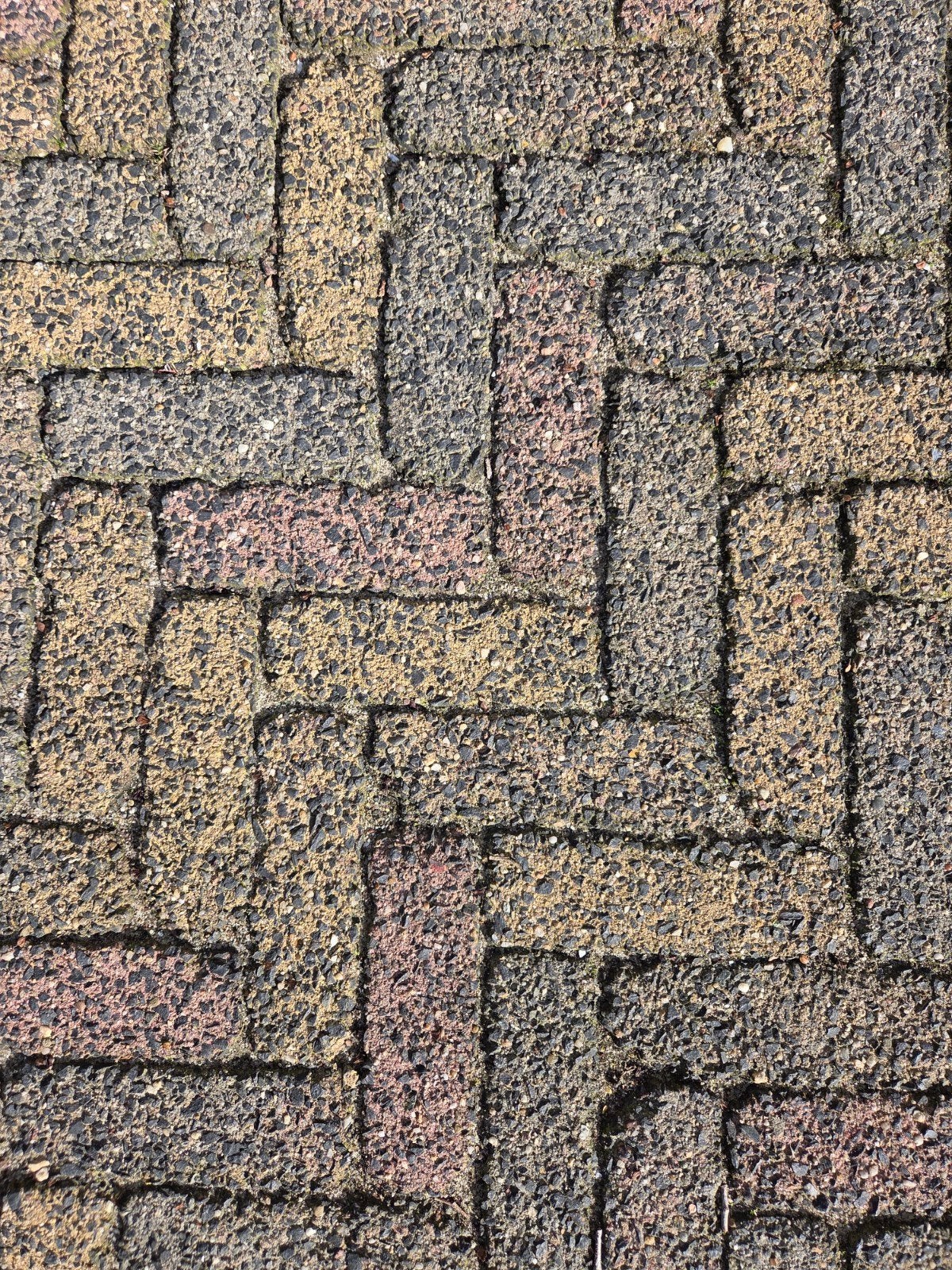 34 m² gebruikte stenen gratis af te halen, Tuin en Terras, Ophalen, Gebruikt, Klinkers, 10 m² of meer