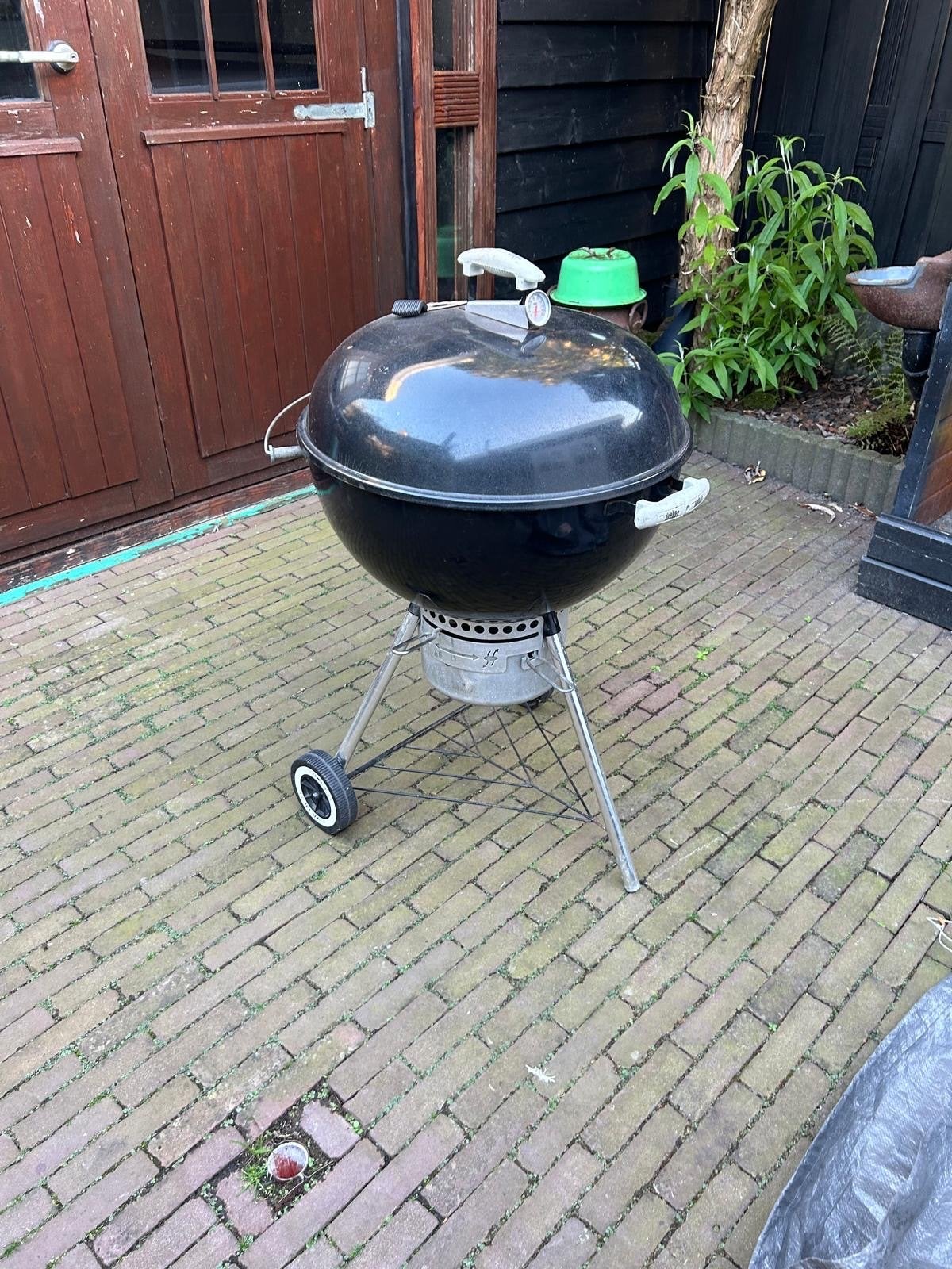 Weber BBQ met accessoires en beschermhoes, Ophalen of Verzenden, Gebruikt, Met accessoires