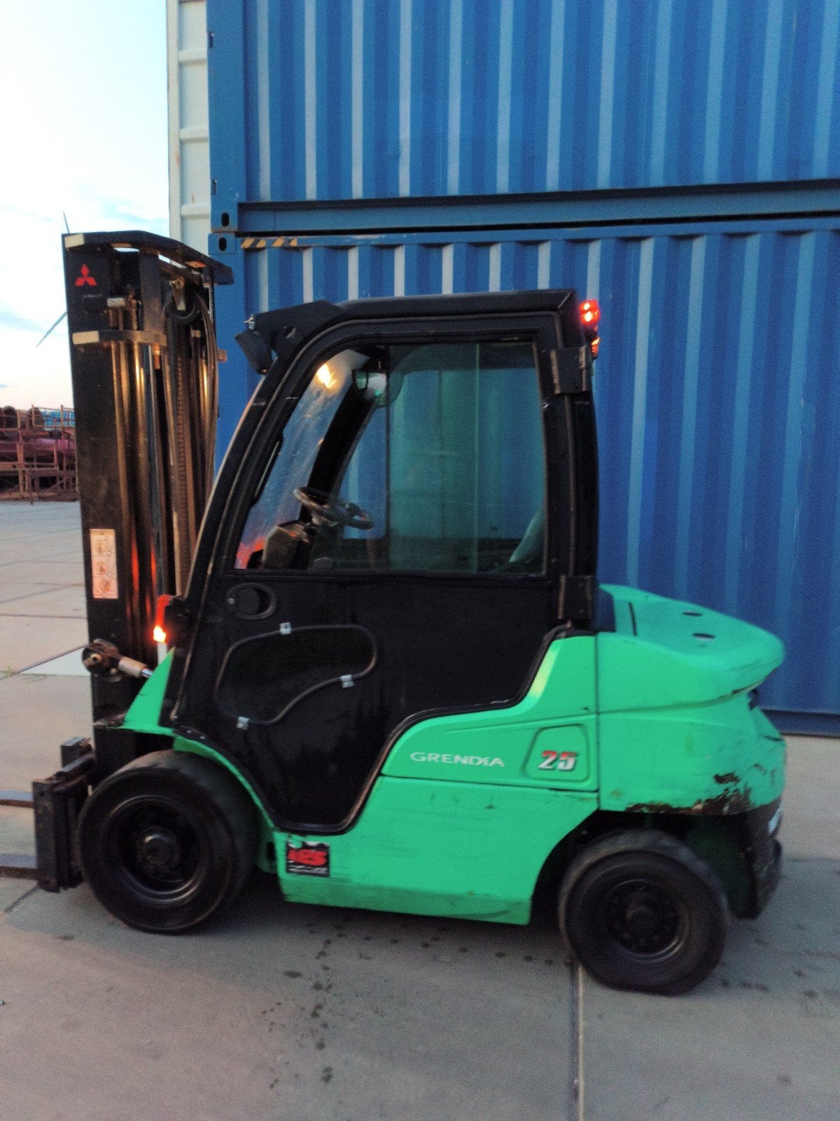 Mitsubishi Heftruck 2.5 ton gratis bezorging, Zakelijke goederen, Machines en Bouw | Heftrucks en Intern transport, 1000 tot 2000 kg