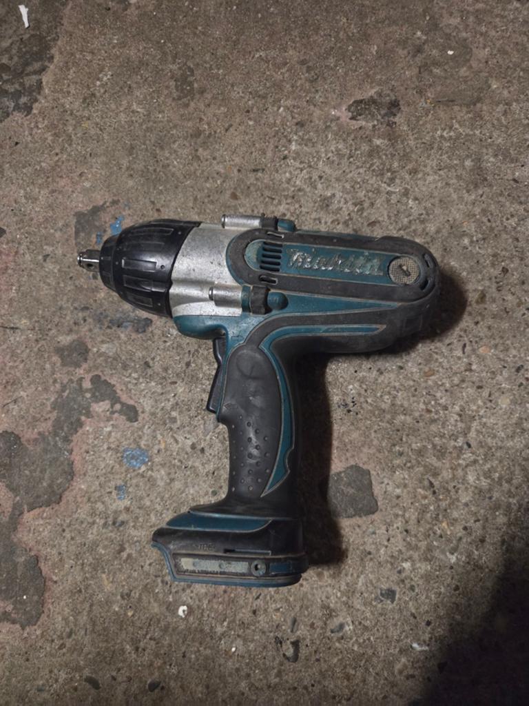 Makita slagmoersleutel.BTW450, Ophalen of Verzenden, Overige typen