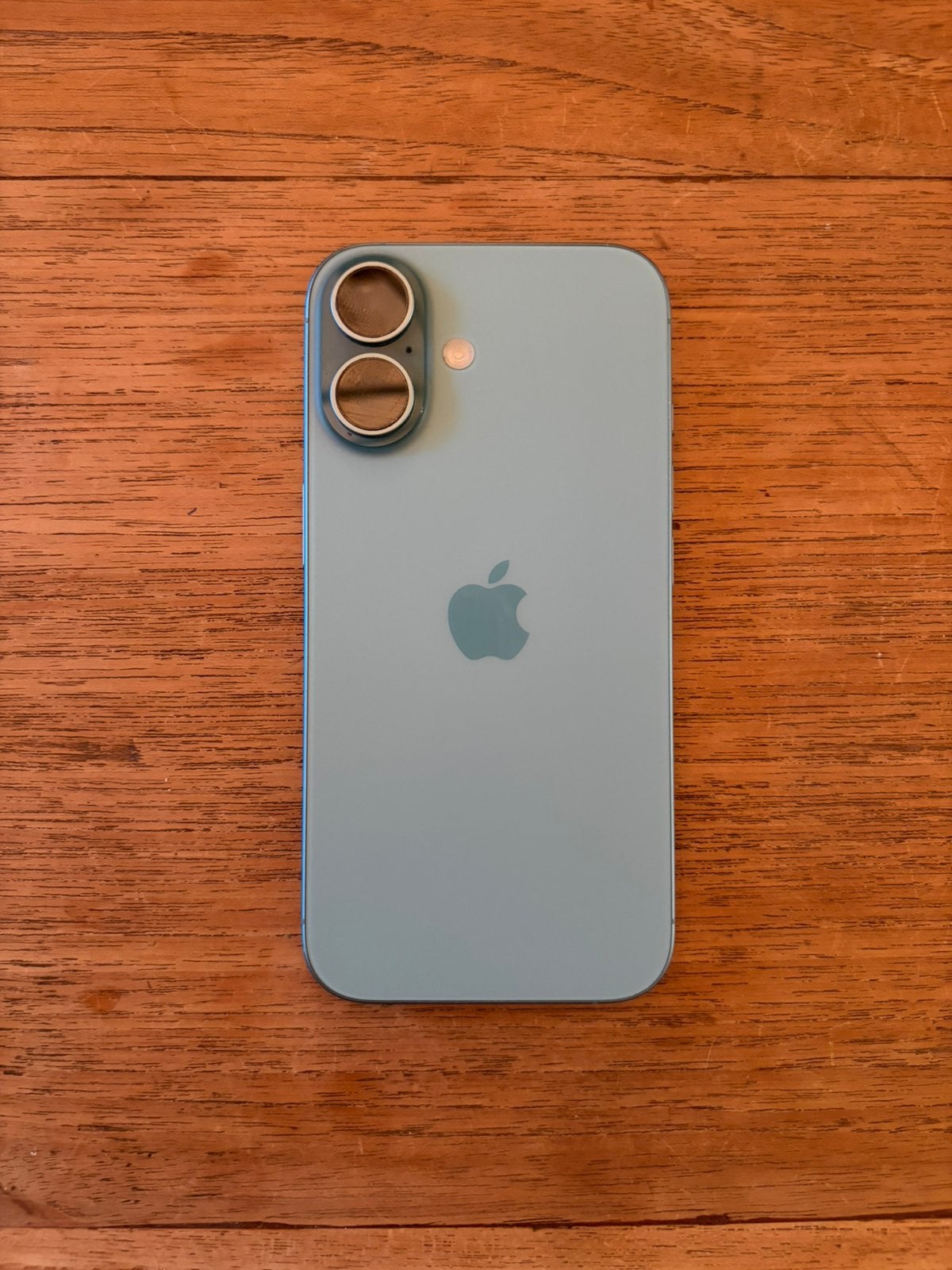 Iphone 16 - Lichtblauw - Nette staat, Telecommunicatie, Blauw, IPhone 16, Ophalen of Verzenden, 84 %