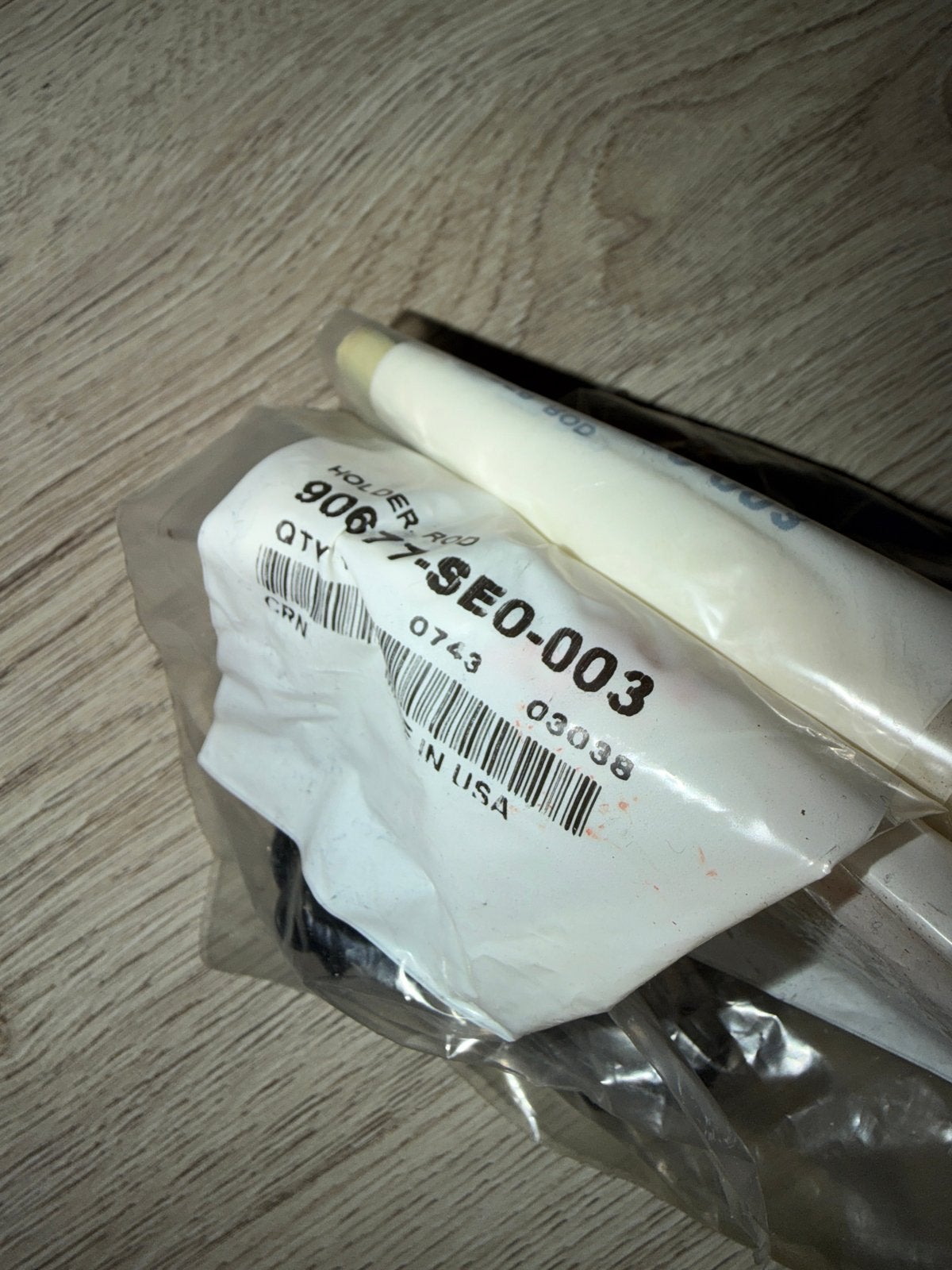 Honda Holder Rod 90677-SEO-003 - Nieuw in verpakking, Auto-onderdelen, Ophalen of Verzenden, Nieuw, Honda