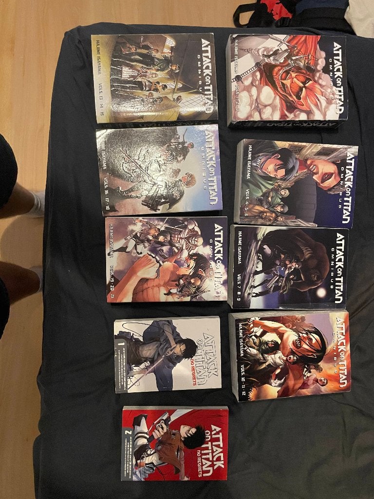 Attack on titan Manga (Omnibus 1 t/m 21 & No regrets 1&2), Ophalen of Verzenden, Zo goed als nieuw, Japan (Manga), Meerdere comics