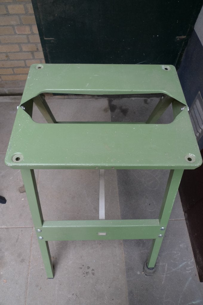 Tafel voor afkortzaag., Doe-het-zelf en Verbouw, Ophalen, Gebruikt, Afkortzaag, 30 tot 70 mm