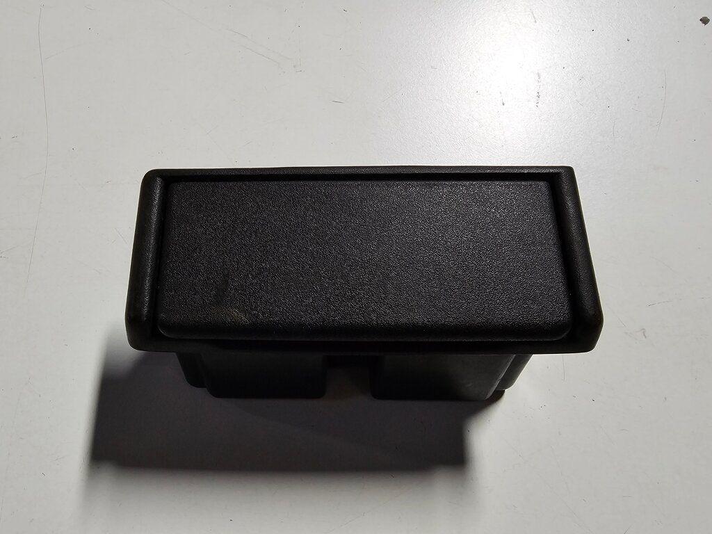 Asbak  achterzijde middenconsole BMW 3 serie E30 51161904809, Gebruikt, -, -, Ophalen of Verzenden