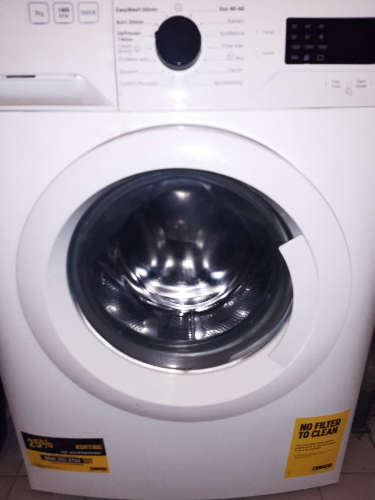 Wasmachine, Witgoed en Apparatuur, Ophalen, 1200 tot 1600 toeren, Zo goed als nieuw, Voorlader