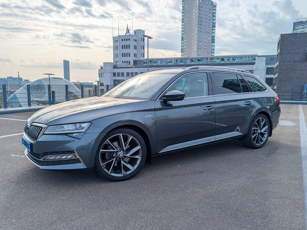 Skoda Superb Combi 2.0 TDI 200PK DSG L&K | DCC | 360 | LED, Automaat, Zwart, 4 cilinders, 2000 kg