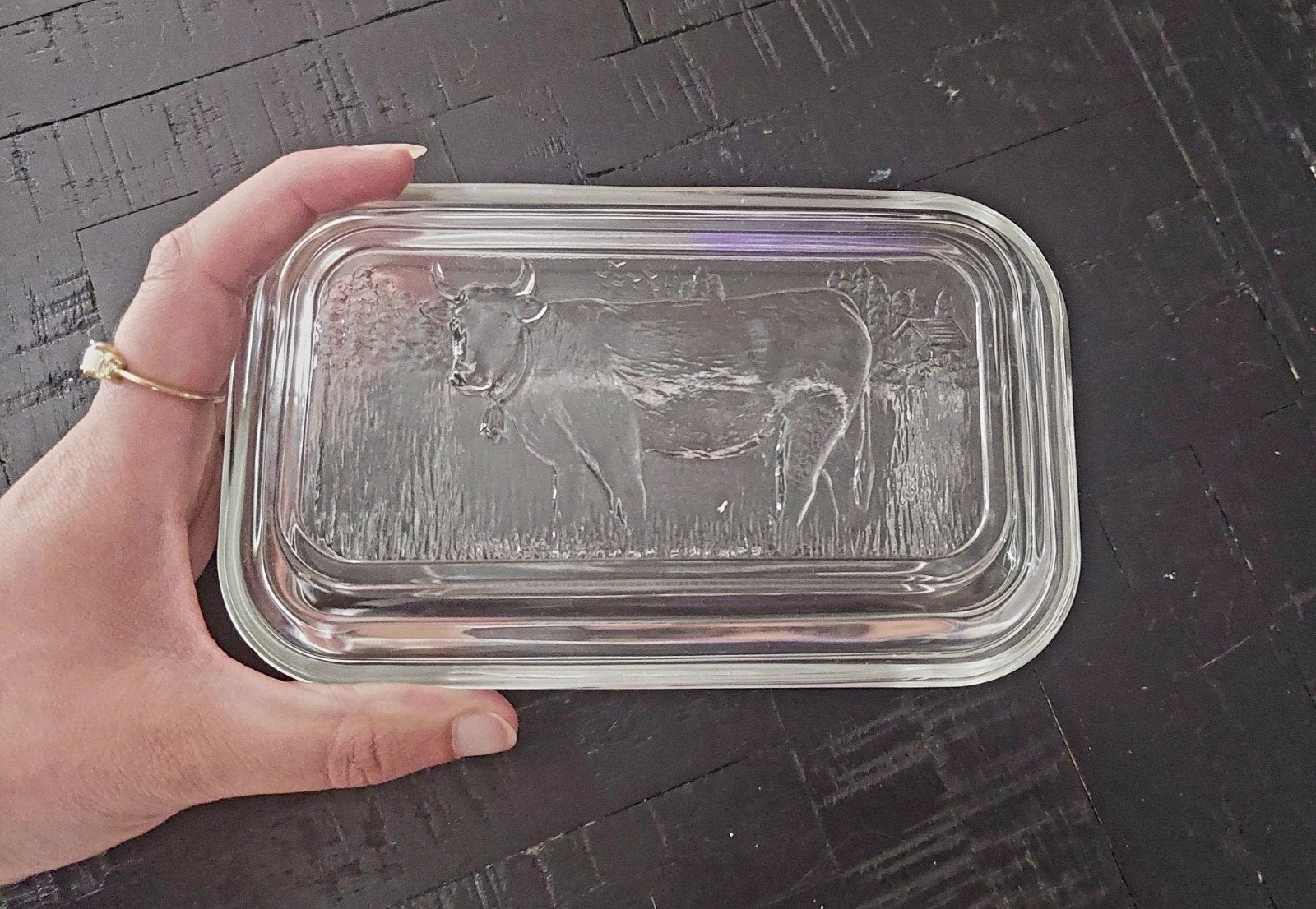 Luminarc glazen botervloot met koeien reliëf, Ophalen of Verzenden, Zo goed als nieuw, Overige merken, Glas