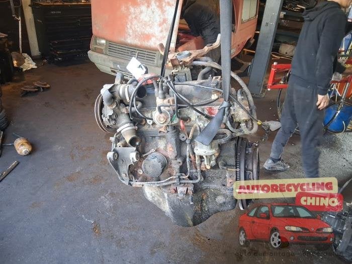 Motor van een Renault Express, Ophalen, Gebruikt, -, Renault