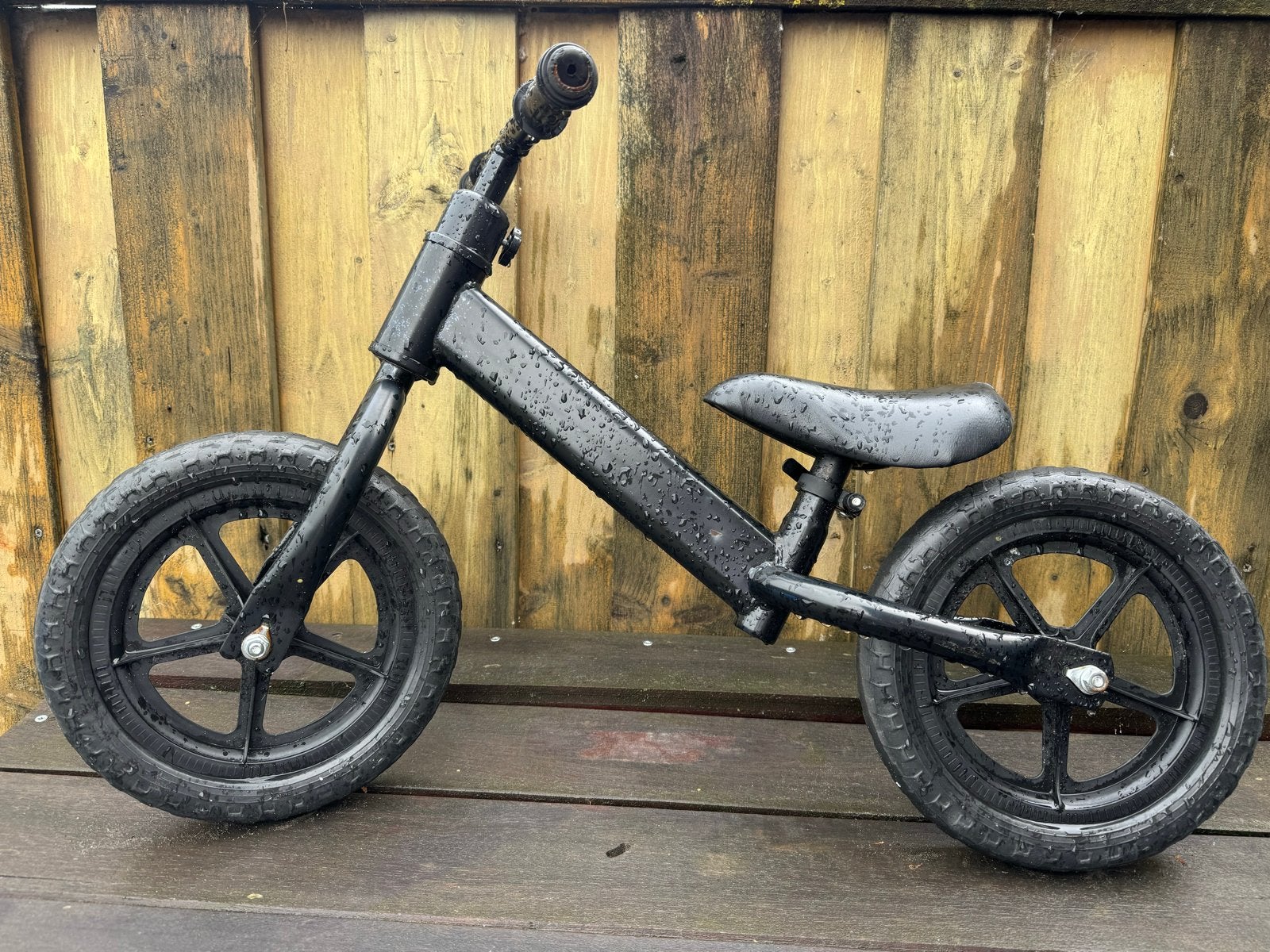 Zwarte loopfiets voor kinderen - Zo goed als nieuw, Ophalen, Zo goed als nieuw, Loopfiets