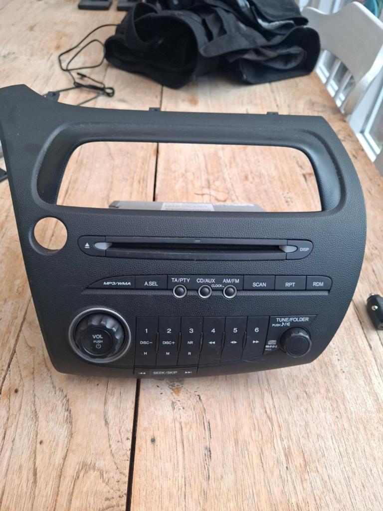 HONDA CIVIC 2006 ORIGINELE RADIO, Ophalen of Verzenden