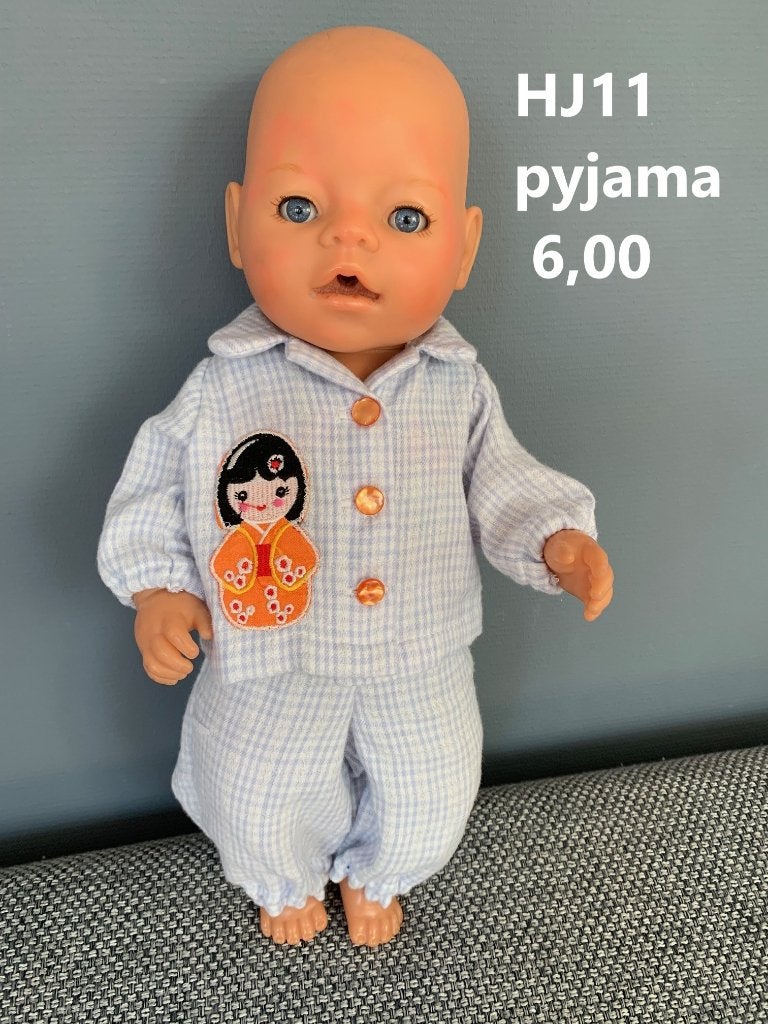 Poppenkleertjes baby born. Pyjama. Opbrengst KiKa., Ophalen, Nieuw, Babypop