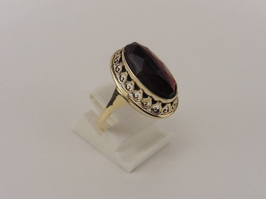 Gouden damesring met granaat                             G86, Gebruikt, Ophalen of Verzenden, ., Dame