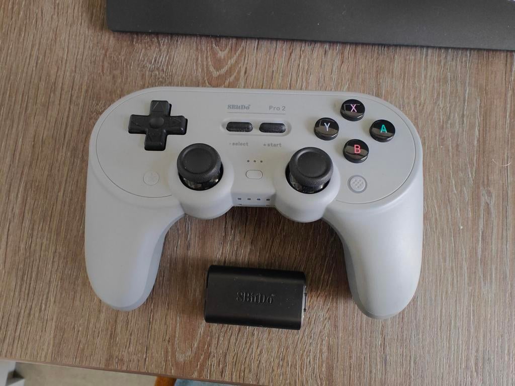 8BitDo Pro 2 controller, Ophalen of Verzenden, Zo goed als nieuw