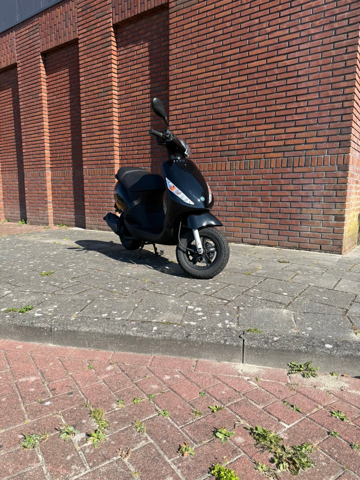 Zip 2 Takt 2016, Ophalen, Zo goed als nieuw, Benzine, Zip