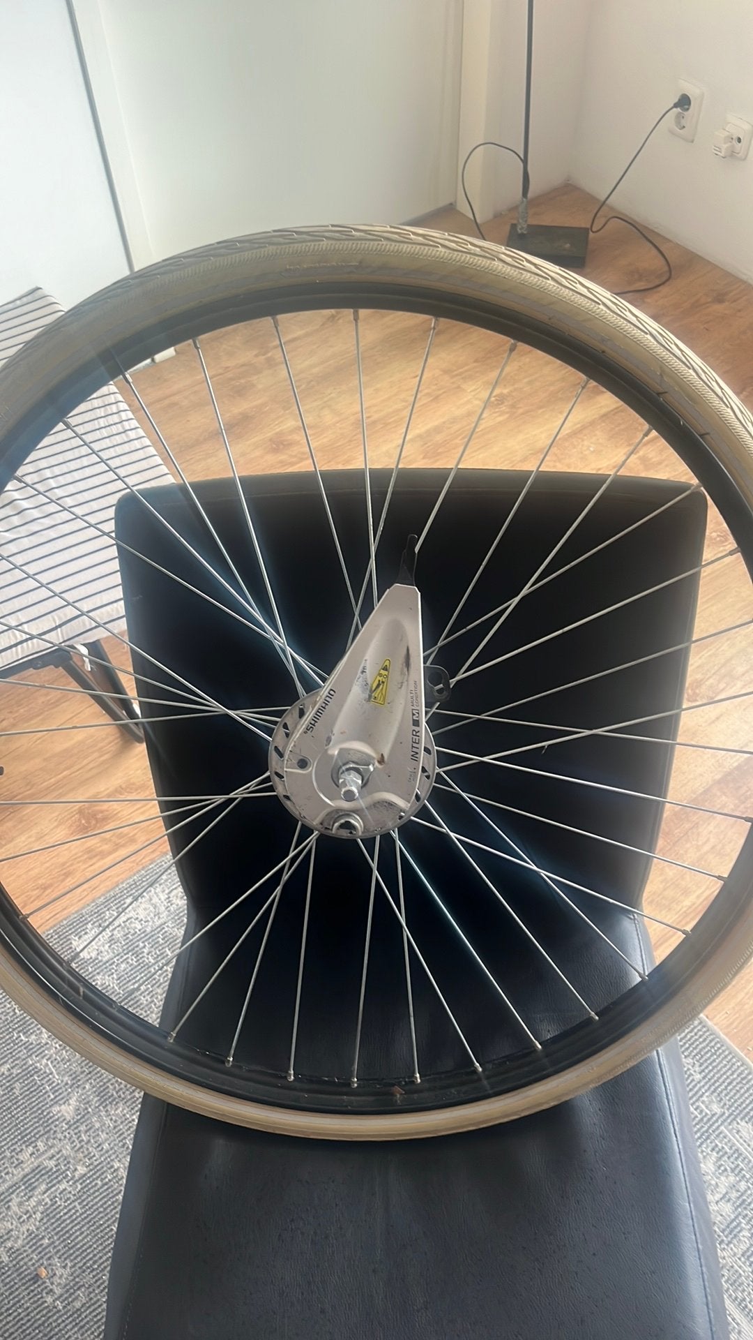 Velg met schalbe band hard tromel rem shinamo, Fietsen en Brommers, Ophalen of Verzenden, Zo goed als nieuw, Band