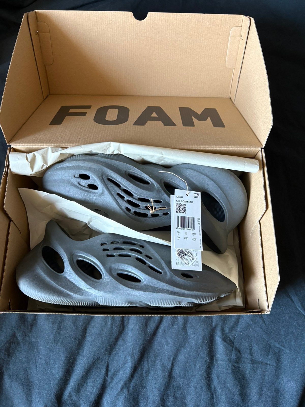 Yeezy foam runners onyx, Zwart, Overige typen, Ophalen of Verzenden, Zo goed als nieuw
