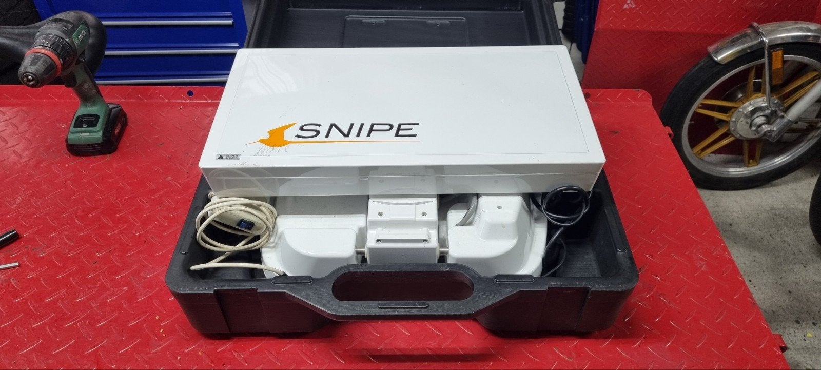 Automatische Satelliet Antenne | SNIPE SNIPE-P30DA, Ophalen, Gebruikt, (Schotel)antenne, Overige merken