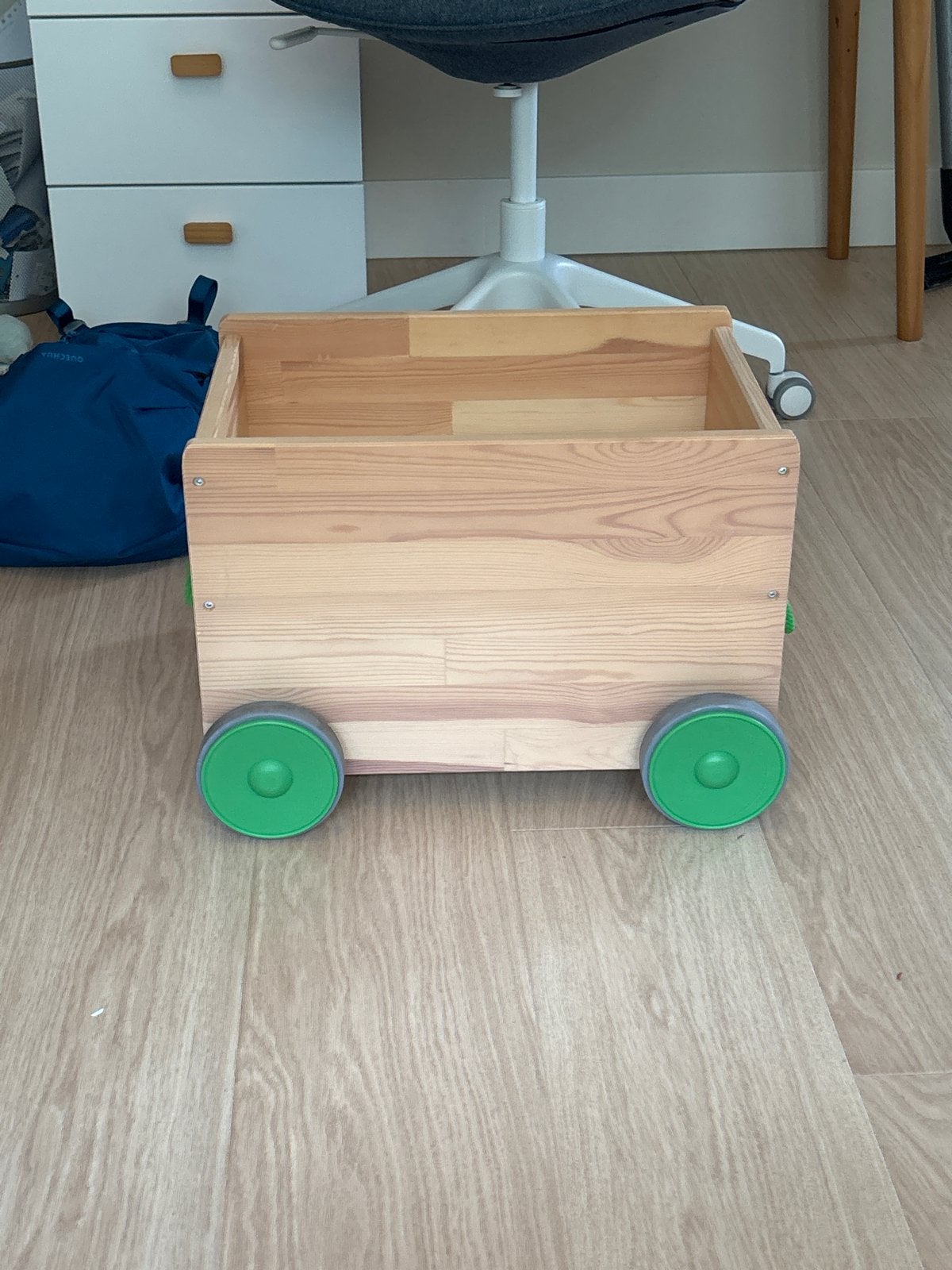 IKEA FLISAT Speelgoedkist op wielen, Ophalen, Gebruikt, Overige typen, Met wieltjes