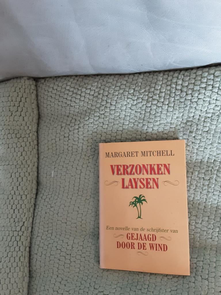Margaret Mitchell----Verzonken Laysen, Boeken, Literatuur, Zo goed als nieuw, Amerika, Ophalen of Verzenden